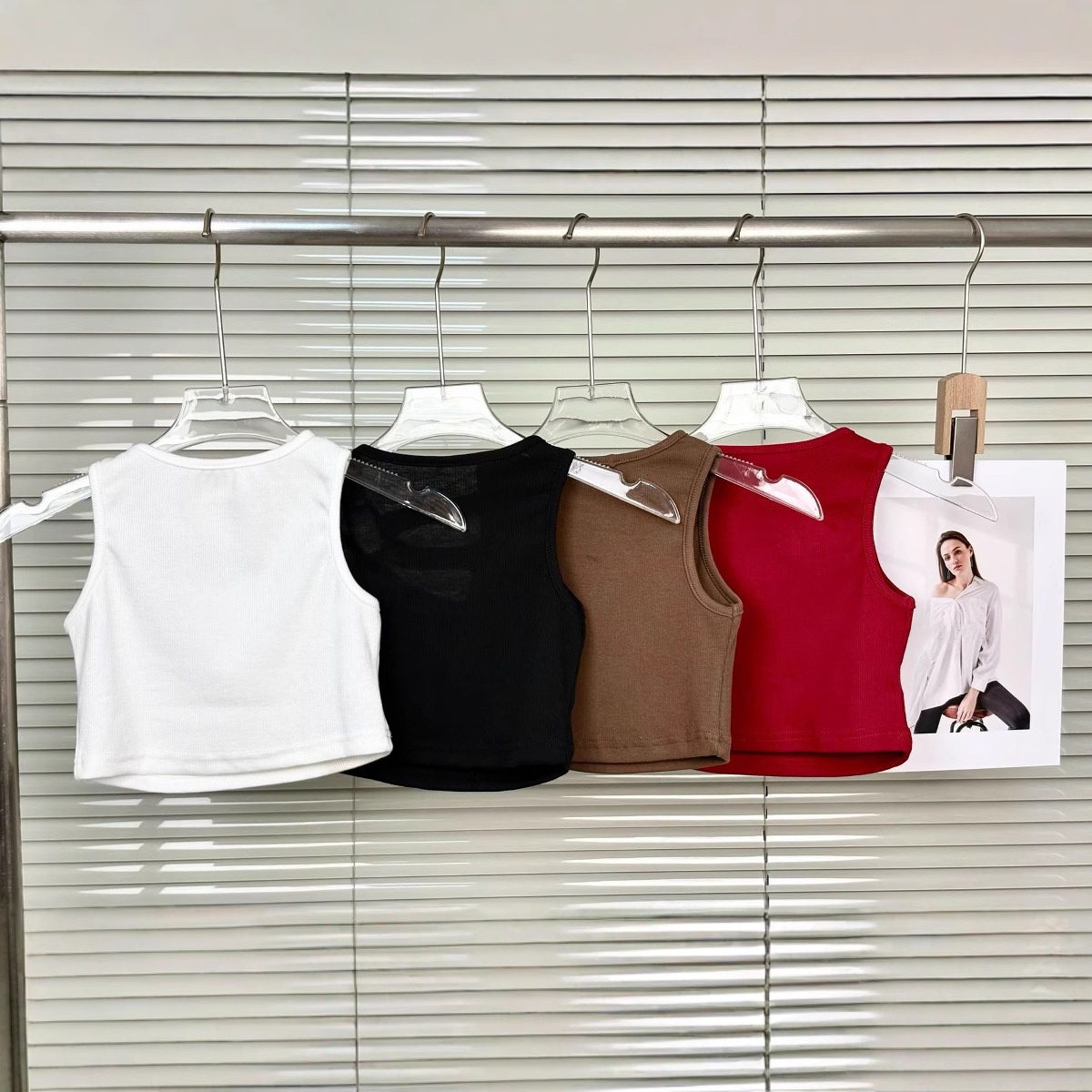 Dziewczęce prążkowane topy bez – Tank Top Ribbed recenzja i cena