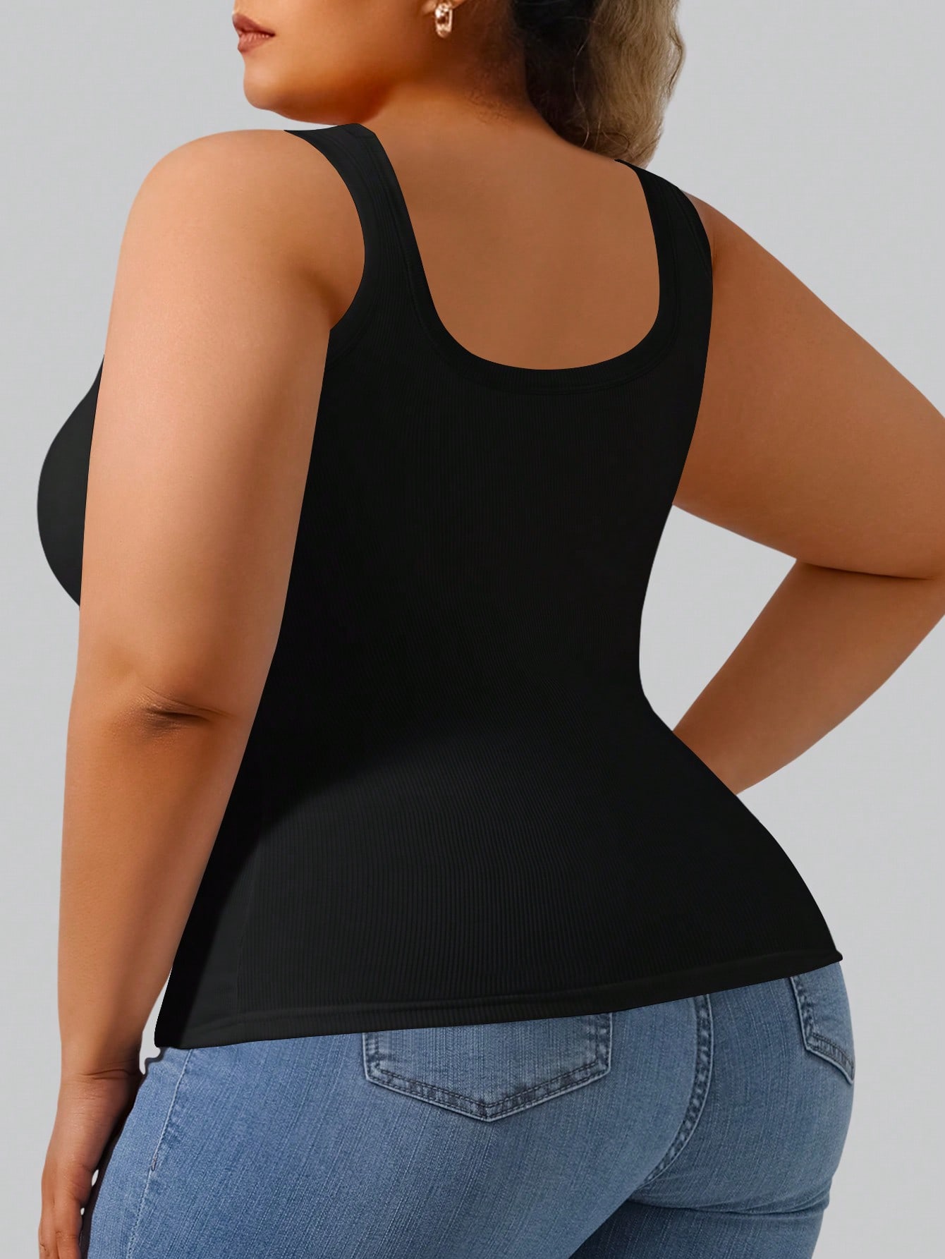 Damski top typu crop top z prą – Tank Top Ribbed recenzja i cena